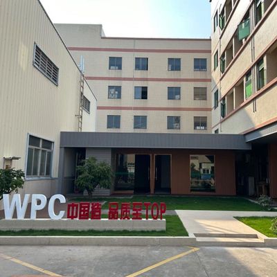 Dobra cena. Drzewo Plastic WPC Wall Cladding custom Exterior Composite Wood Cladding w Internecie